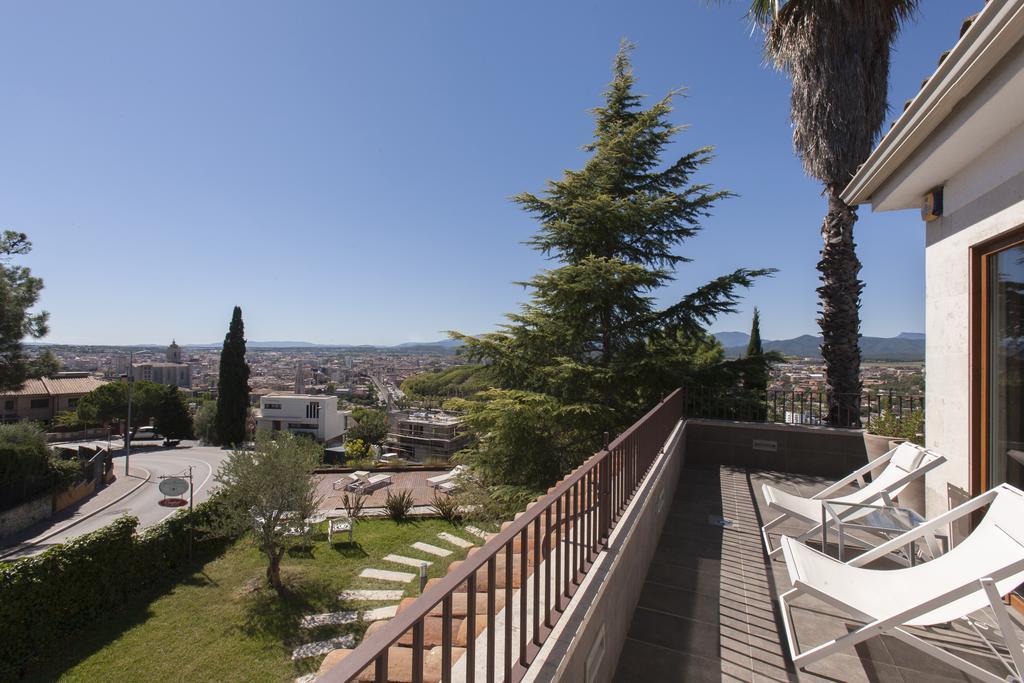 Villa Montjuic Girona Room photo