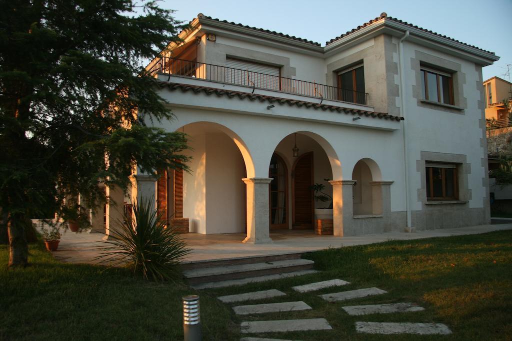 Villa Montjuic Girona Exterior photo